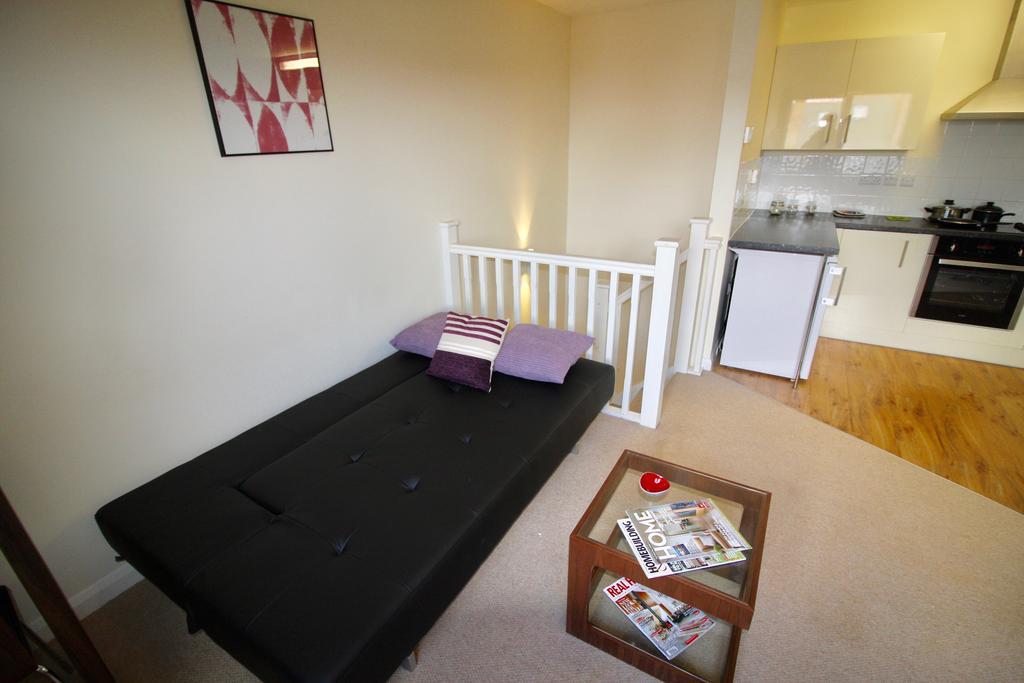 Amberblue@Epsom Appartement Buitenkant foto