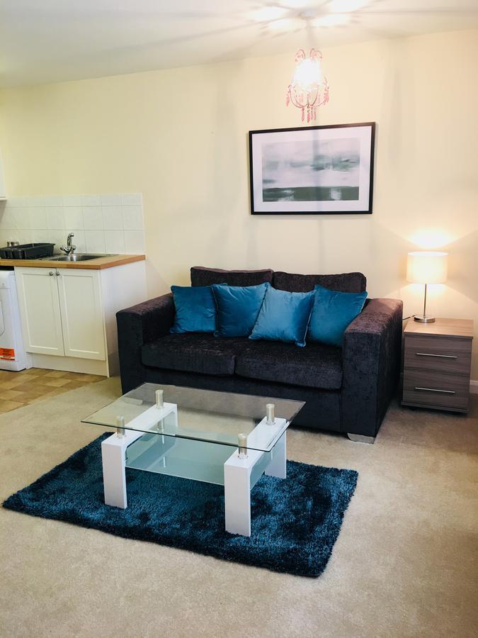 Amberblue@Epsom Appartement Buitenkant foto